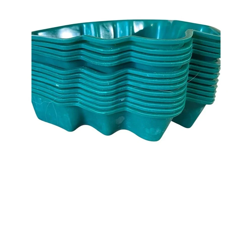 Christmas Tree Shaped Silicone Baking Molds Set of 24 Red Green Microwave Safe